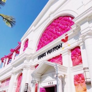 Meet your Posher, Antonia